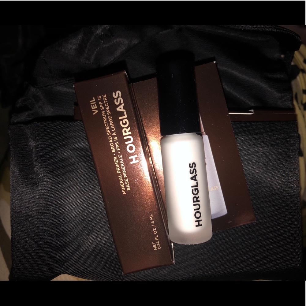 8 piece Travel size hourglass primer